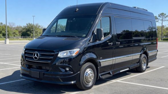 hayward 8 passenger sprinter van