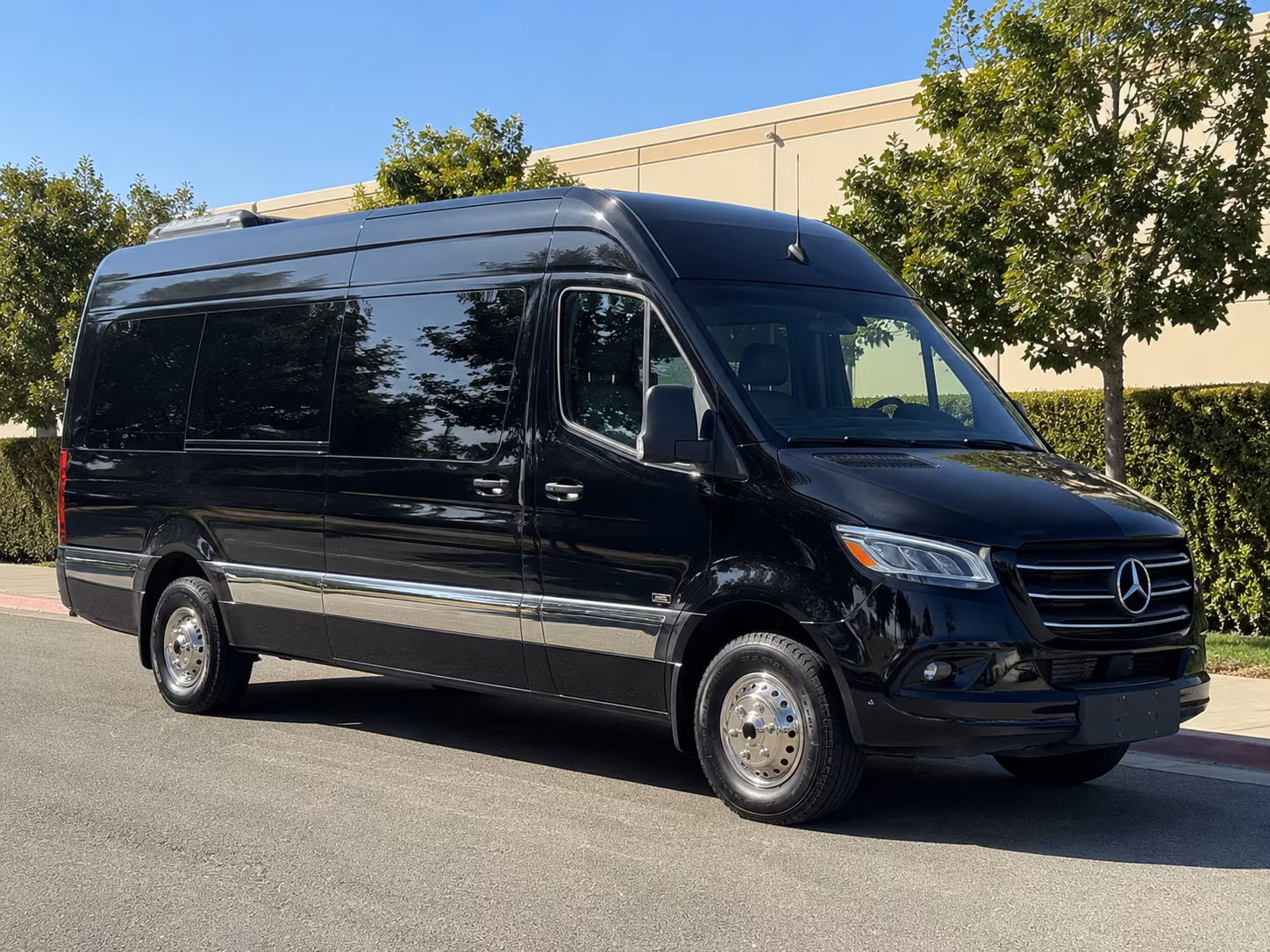 daily commuter route sprinter vans for hayward employees on recurring schedules