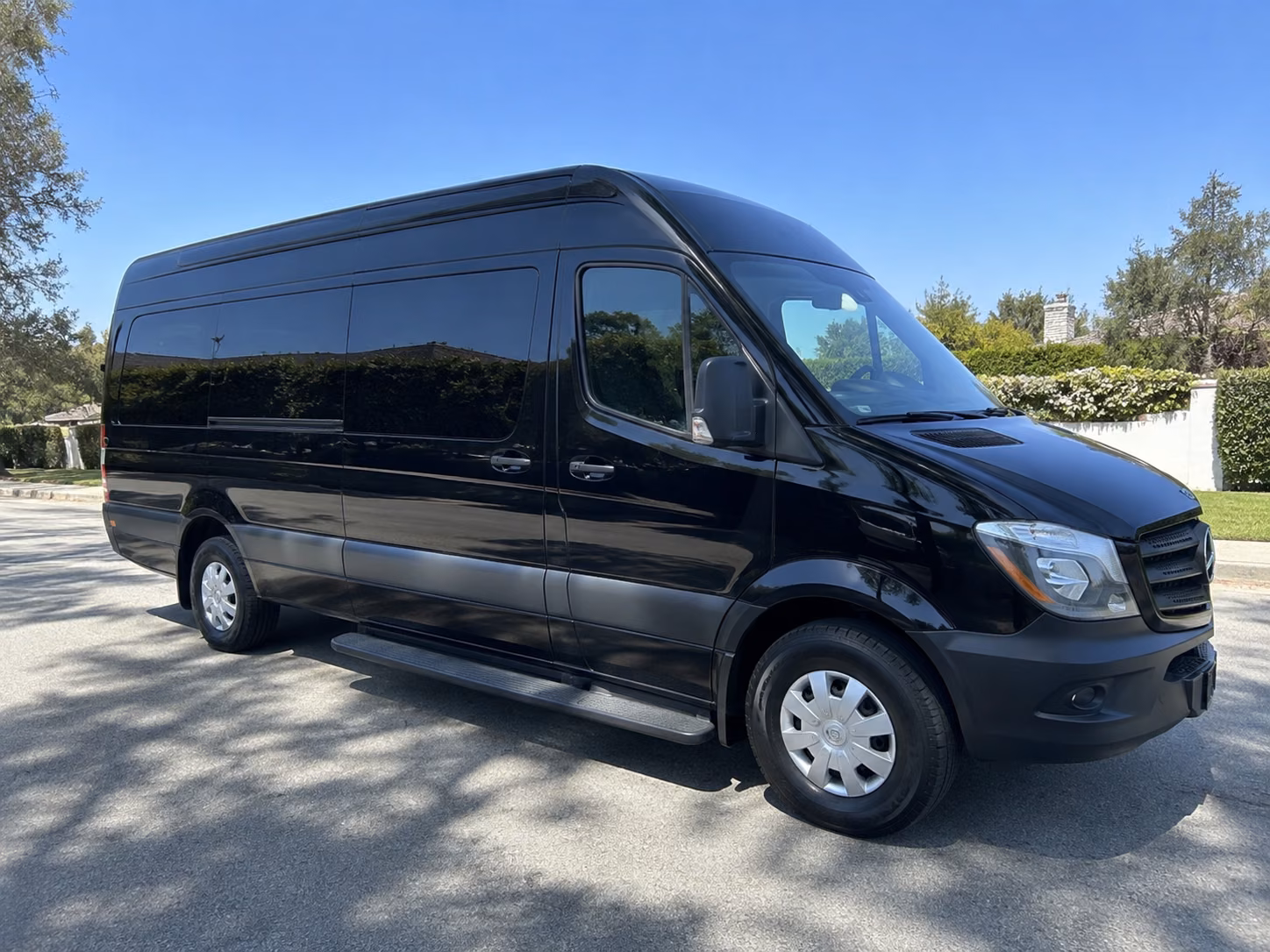 find the perfect transportation for your next corporate event 4