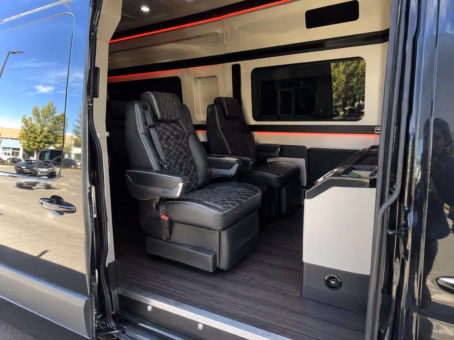 hayward 10 passenger sprinter van interior