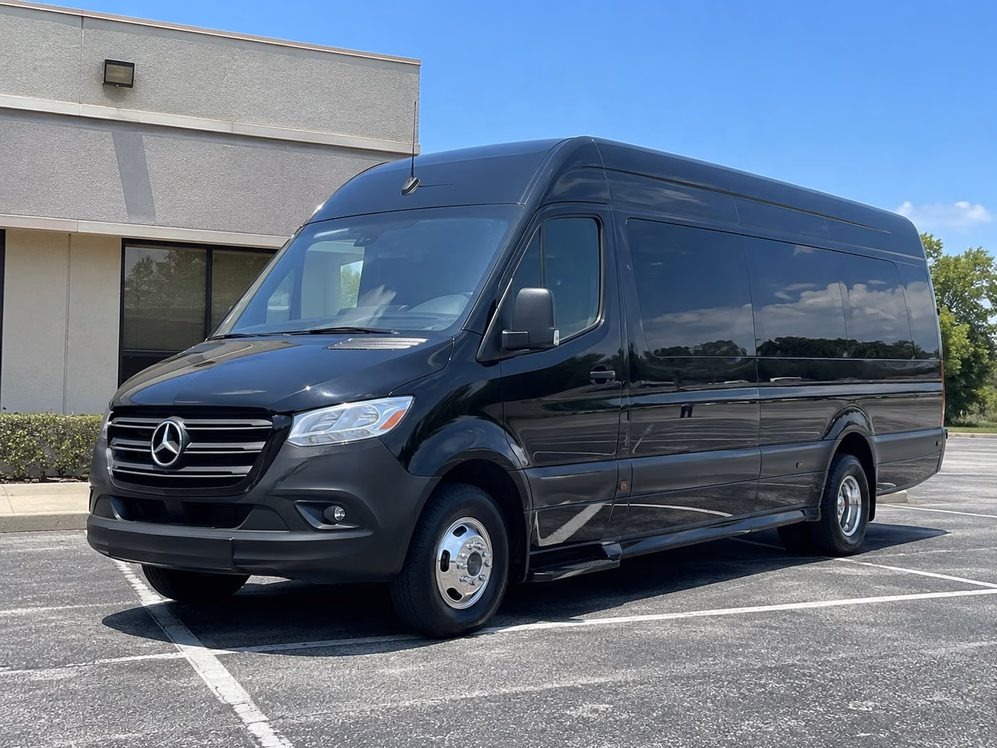 hayward 8 passenger sprinter van